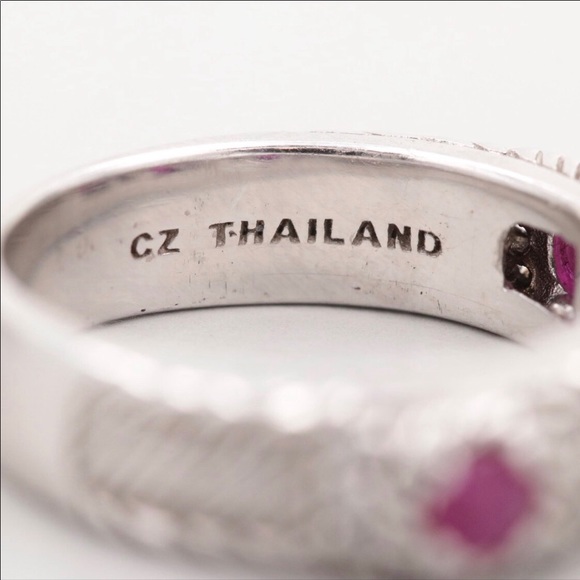 Judith Ripka sterling silver ruby ring. - Picture 7 of 7